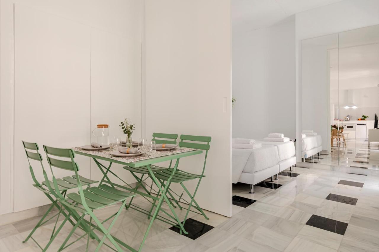 Aurora Terrace Apartments Sevilla Exteriör bild
